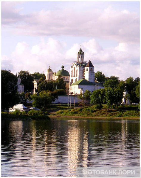 Город в верховьях волги